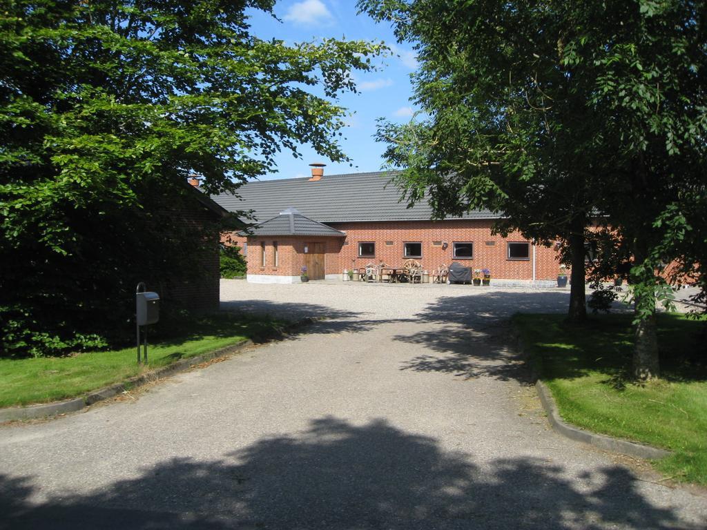 Den Gamle Kostald Bed & Breakfast Holsted Exterior photo